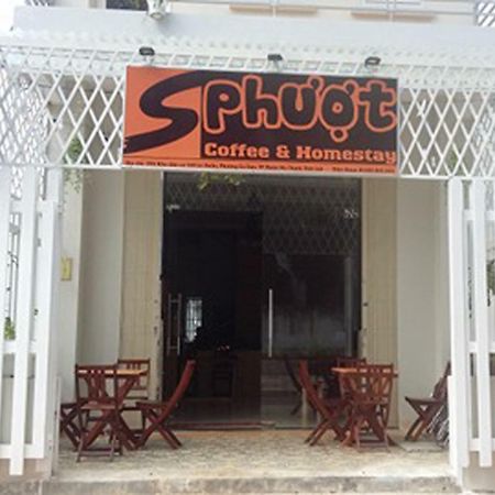 S Phuot Ban Me Homestay Буонметхуот Екстер'єр фото
