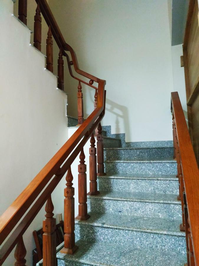 S Phuot Ban Me Homestay Буонметхуот Екстер'єр фото